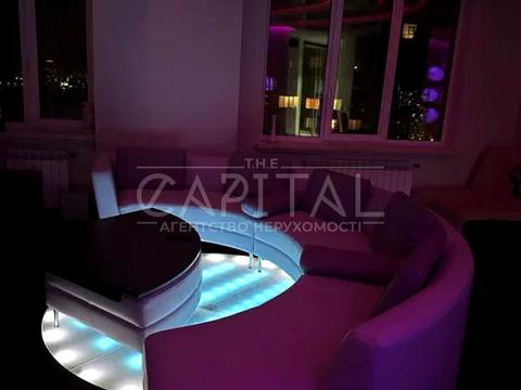 квартира за адресою Дніпровська набережна вул., 1-А