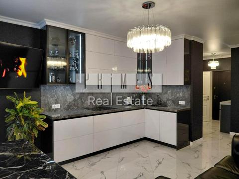 квартира за адресою Дніпровська набережна вул., 20-А