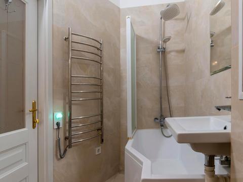 квартира за адресою Грицька Чубая вул. (), 3