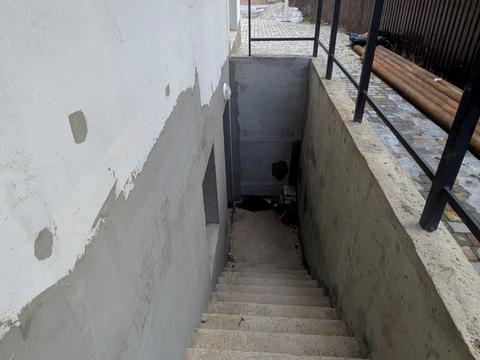 комерційна за адресою Олександрівська вул., 3-Б