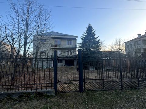 будинок за адресою Нова, 10