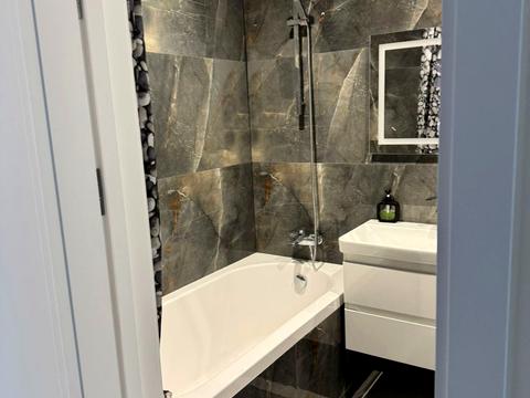 квартира по адресу Князя Романа Мстиславича ул. (Генерала Жмаченка), 22