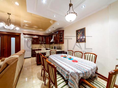 квартира за адресою Предславинська вул., 31/11