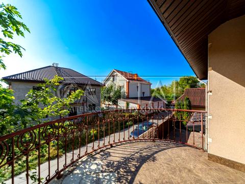 будинок за адресою Богатирська вул., 30