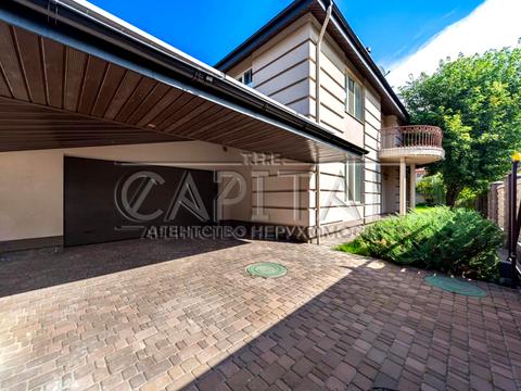 будинок за адресою Богатирська вул., 30