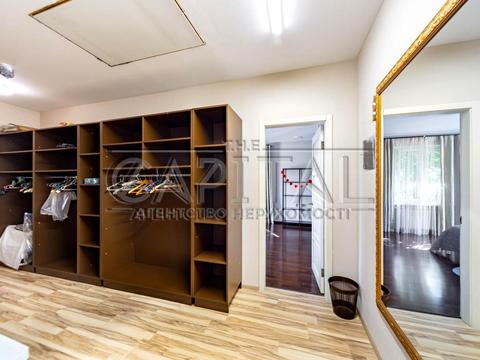 будинок за адресою Богатирська вул., 30