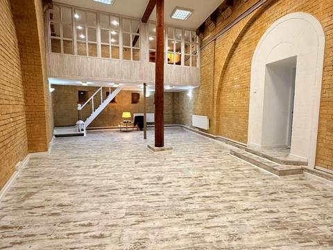 комерційна за адресою Рибальська вул., 22