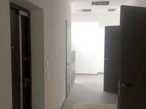 комерційна за адресою Кловський узвіз, 7a
