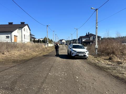 ділянка за адресою Квітнева, 42