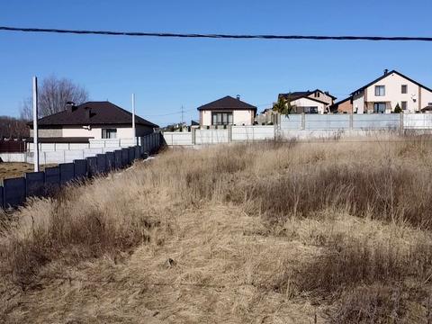 участок по адресу Квітнева, 42