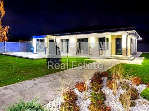 будинок за адресою Вишнева, 44