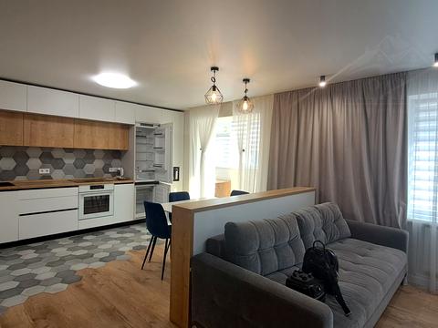 квартира за адресою Михайла Лушпи просп., 5к10