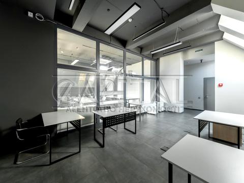 комерційна за адресою Богдана Хмельницького вул., 58-А