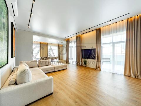 будинок за адресою Привітна, 1