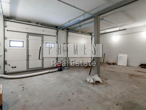 коммерческая по адресу Пономарёва ул., 17