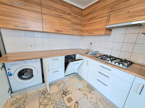 квартира по адресу Квитовая ул., 15-А