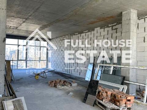 коммерческая по адресу Соборности просп. (Воззʼєднання), 2