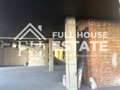 коммерческая по адресу Соборности просп. (Воззʼєднання), 2