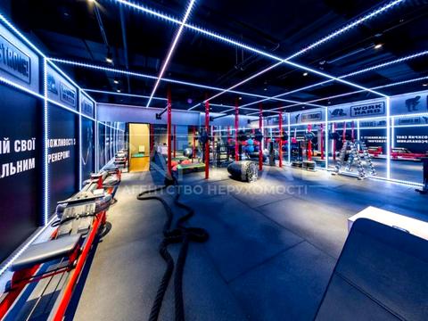 комерційна за адресою Деміївська вул., 29