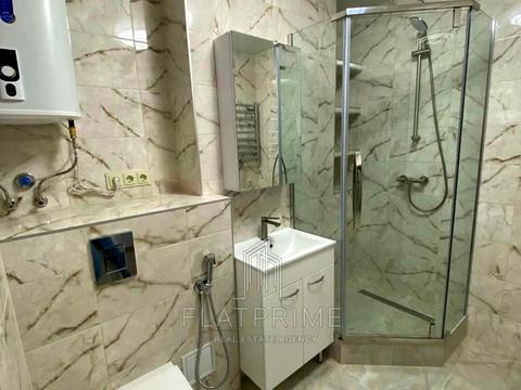 квартира за адресою Михайла Максимовича вул. (Онуфрія Трутенка), 32-Б