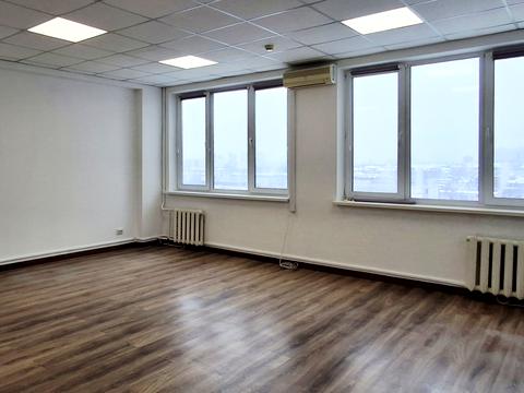 комерційна за адресою Євгена Сверстюка вул. (Марини Раскової), 17