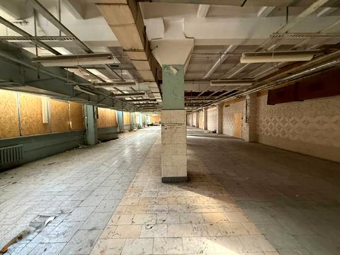 коммерческая по адресу Журналістів ул., 1