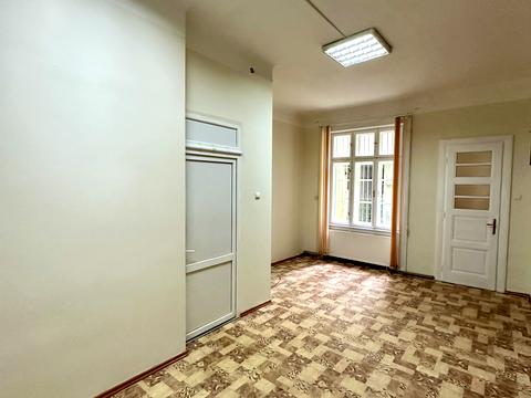 коммерческая по адресу Гоголя ул., 8