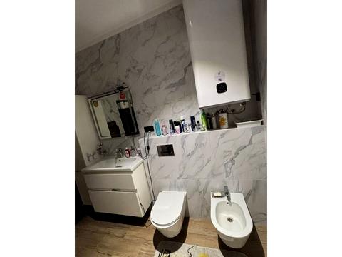 квартира за адресою Перлинна вул., 8