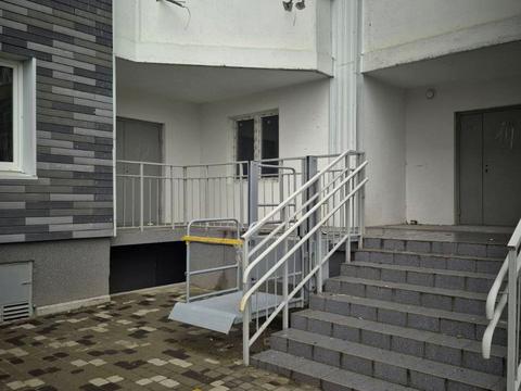 комерційна за адресою Коноплянська вул., 22-Б