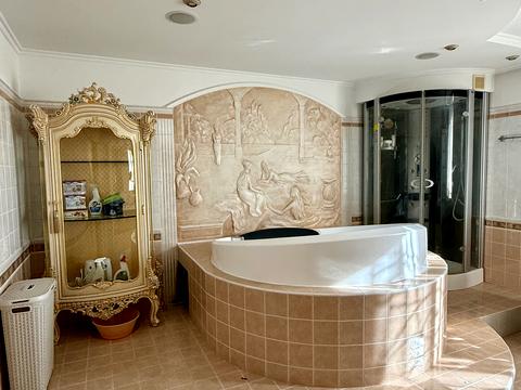 квартира за адресою Святослава Караванського вул. (Жуковського), 10