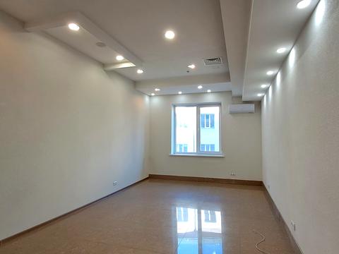 комерційна за адресою Пирогова вул., 23а