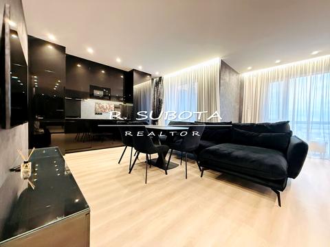 квартира за адресою Василя Вишиваного вул., 42-А