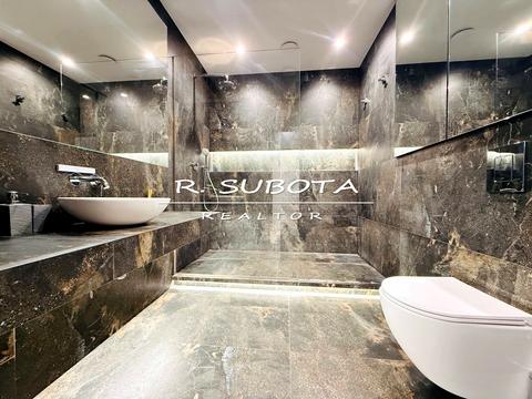 квартира за адресою Василя Вишиваного вул., 42-А