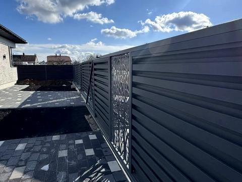 будинок за адресою Дорошенка вул.