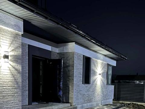 будинок за адресою Дорошенка вул.