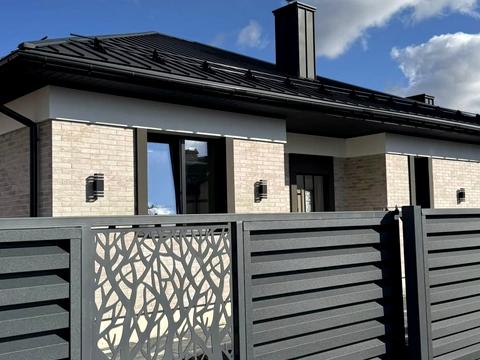 будинок за адресою Дорошенка вул.