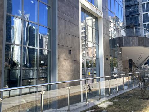 комерційна за адресою Андрія Верхогляда вул. (Михайла Драгомирова), (7 черга (будинок 2))