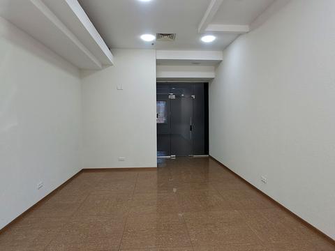 коммерческая по адресу Пирогова, 23 Б