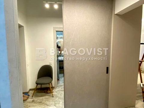 квартира за адресою Михайла Бойчука вул. (Кіквідзе), 19-А