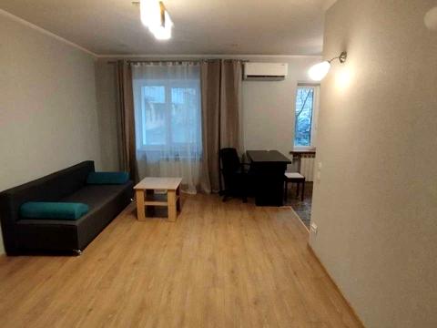 квартира за адресою Набережно-Хрещатицька вул., 3-А