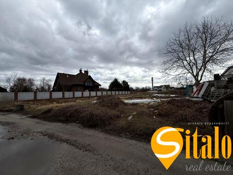 участок по адресу Левадна (Бортничі) вул.