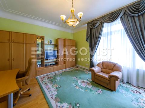 квартира за адресою Шовковична вул., 10