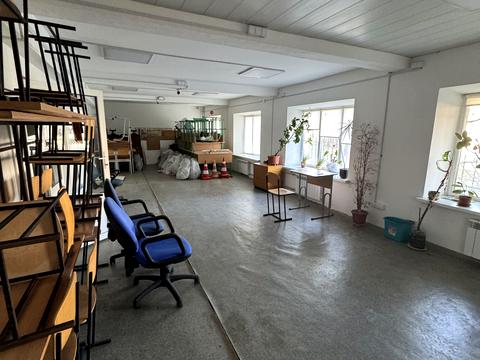 комерційна за адресою Світлицького вул., 13