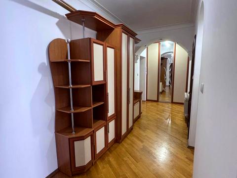 квартира за адресою Мельника, 11 А