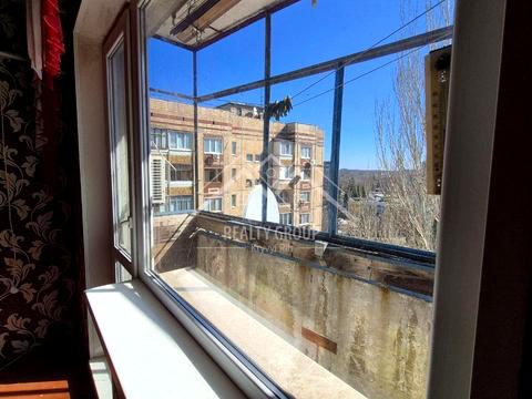 квартира за адресою Івана Авраменка вул. (Корнійчука), 12