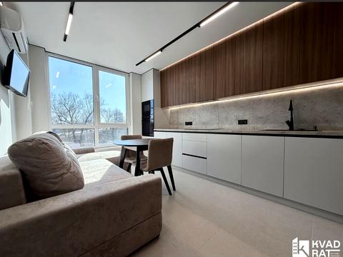 квартира за адресою Хіміків вул., 28, к.7-14