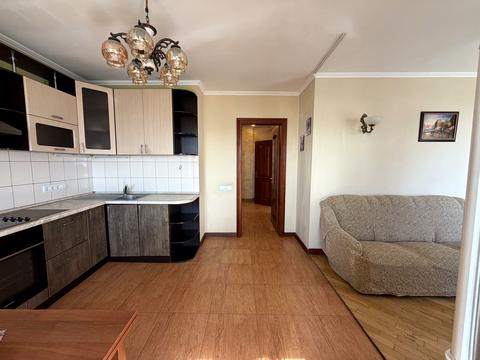 квартира за адресою Дніпровська набережна вул., 26-А