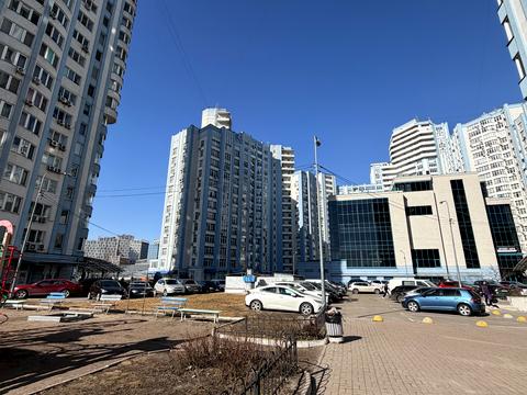 квартира за адресою Дніпровська набережна вул., 26-А