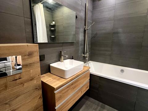 квартира за адресою Харків, Драгоманова вул., 6