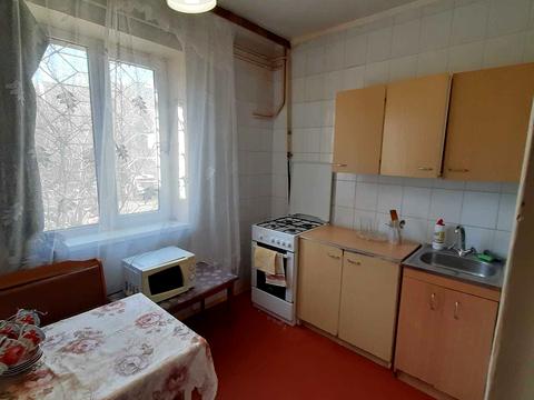 квартира за адресою Лариси Руденко вул., 8